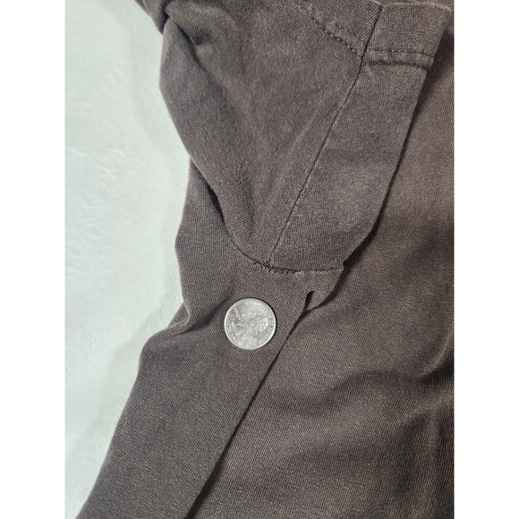 Sz L Y2K DC Shoes Co Tshirt Brown Logo Short Sleeve Skate Tee Size Large Vtg - Picture 11 of 11